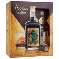 Poklon paket liker pelinkovac antique 0.7l s pralinama i čašom